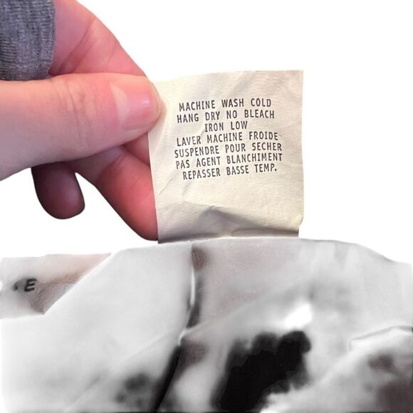 Melrose grey tweed like shirt with flower‎ detail. - Picture 5 of 7